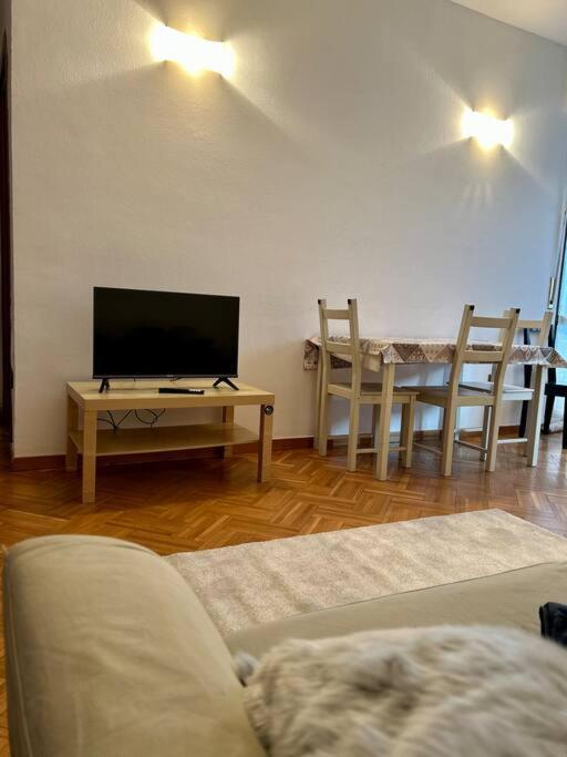 Porta Genova Suite Modern House มิลาน ภายนอก รูปภาพ