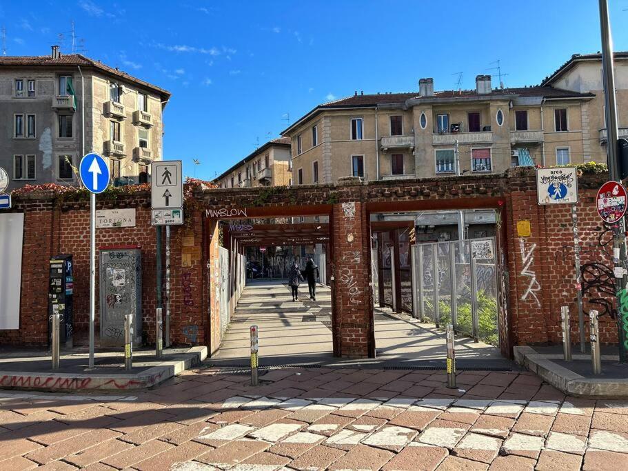 Porta Genova Suite Modern House มิลาน ภายนอก รูปภาพ