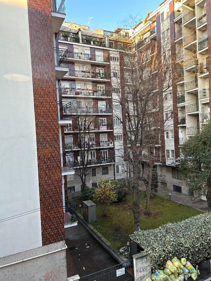 Porta Genova Suite Modern House มิลาน ภายนอก รูปภาพ